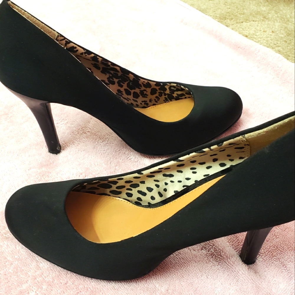Mootsies Tootsies high heels